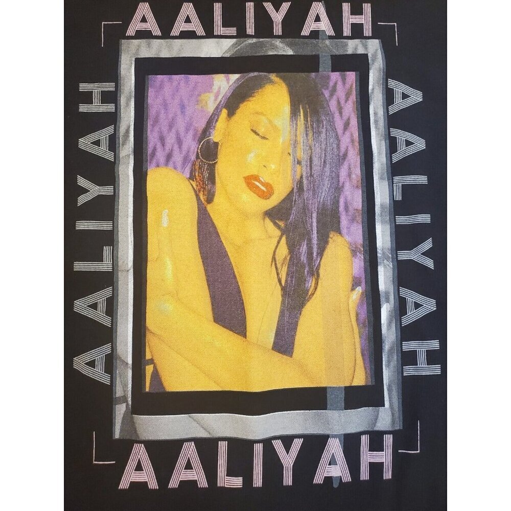 Cross Colours Baby Girl Aaliyah T-shirt Girls‎ Size Small 10/12? Black Graphic - Picture 2 of 5